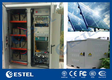 Tủ trạm gốc ngăn chứa máy phát điện với bộ điều khiển năng lượng mặt trời / Bảng điều khiển pin mặt trời