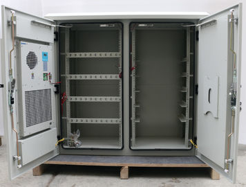 Tủ treo tường ngoài trời 24U hai ngăn, Vỏ bọc viễn thông ngoài trời với bộ trao đổi nhiệt