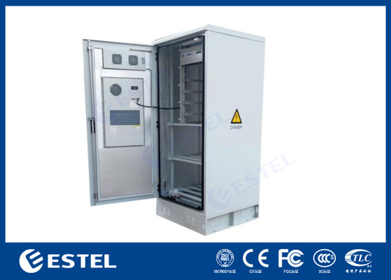 Ngoài ra 19 Inch Rack Cabinet pin điện tích hợp kiểm soát Cabinet