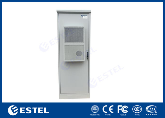 Tủ tích hợp ngoài trời với pin và đơn vị phân phối điện với mức bảo vệ IP55