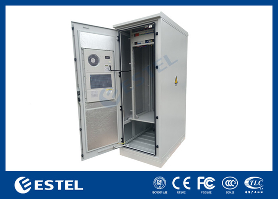 IP55 33U Tủ ngoài trời 1 Khu vực với kệ pin và phân phối điện