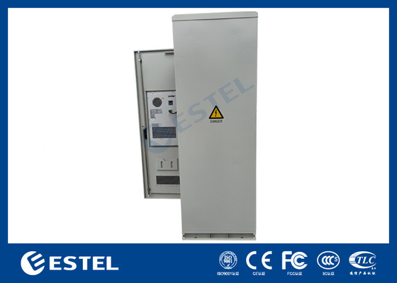 IP55 Tải galvanized ngoài trời thiết bị viễn thông Cabinet với 200A hệ thống chỉnh sửa