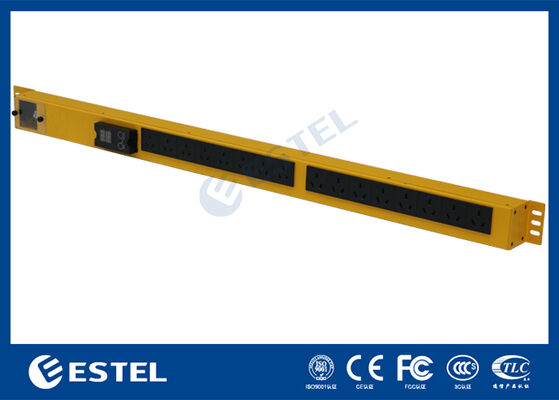 Smart Power Distribution Unit Rack Mount cung cấp quản lý điện với tích hợp điện áp và đồng hồ điện hiện tại để theo dõi chính xác