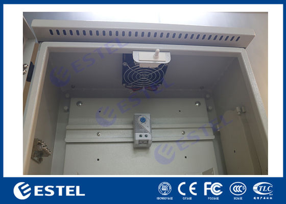 Cửa hàng kiểm soát giao thông IP55 được lắp đặt trên tường với tấm sau và đường sắt Din